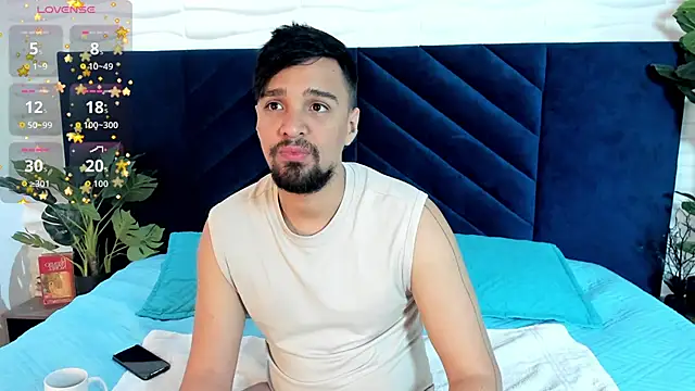 Snapshot of Edward_max chatting on 09/28/25, 03:23 Edward max online show from 09/28/25, 03:23