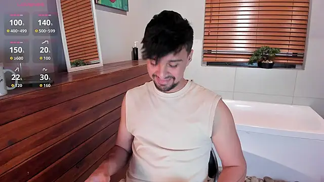 Snapshot of Edward_max chatting on 10/31/25, 03:51 Edward max online show from 10/31/25, 03:51