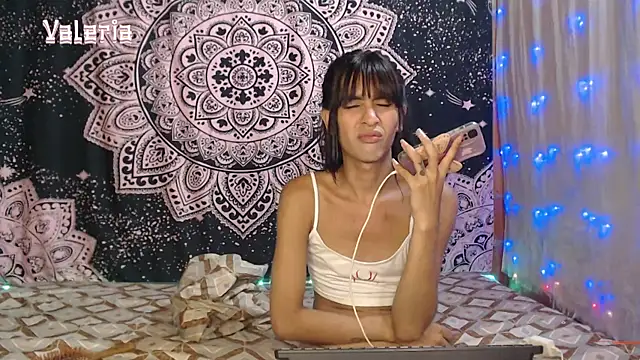 liissa 0 online show from 12/21/25, 01:24