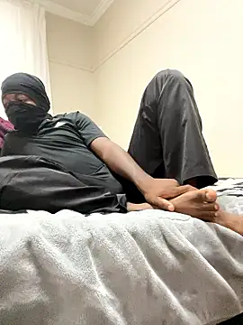 Snapshot of Mischevous_T69 chatting on 01/17/26, 04:06 Mischevous T69 online show from 01/17/26, 04:06