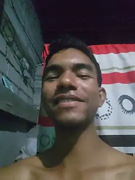 Snapshot of Reynold2608 chatting on 07/07/26, 02:03 Reynold2608 online show from 07/07/26, 02:03