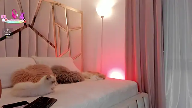 Snapshot of susan_powell chatting on 04/23/26, 12:45 susan powell online show from 04/23/26, 12:45