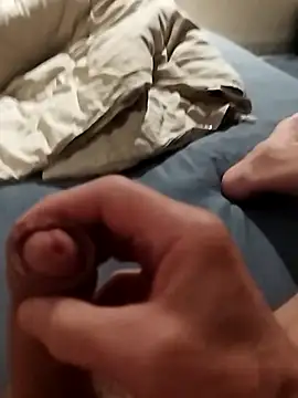 Snapshot of RLLrrr chatting on 11/12/25, 03:51 RLLrrr online show from 11/12/25, 03:51