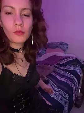 Snapshot of Nina-Chick777 chatting on 12/22/24, 03:11 Nina-Chick777 online show from 12/22/24, 03:11