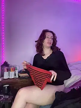 Snapshot of Nina-Chick777 chatting on 02/22/25, 09:56 Nina-Chick777 online show from 02/22/25, 09:56