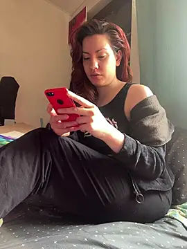 Nina-Chick777 online show from 03/06/26, 07:21