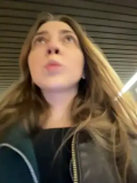 Snapshot of Sunny___Bunny chatting on 04/13/26, 12:21 Sunny Bunny online show from 04/13/26, 12:21