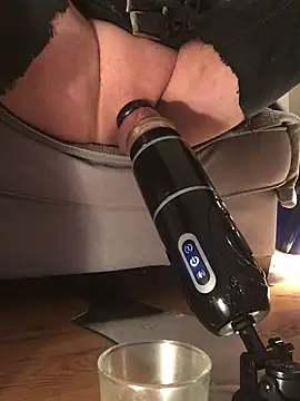 Snapshot of Inseminator69 chatting on 12/09/24, 03:54 Inseminator69 online show from 12/09/24, 03:54