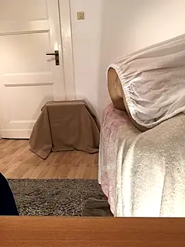 Snapshot of Inseminator69 chatting on 09/30/25, 05:34 Inseminator69 online show from 09/30/25, 05:34