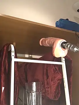 Snapshot of Inseminator69 chatting on 03/18/26, 06:16 Inseminator69 online show from 03/18/26, 06:16