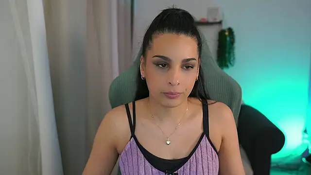 mila  denver online show from 03/21/25, 12:17