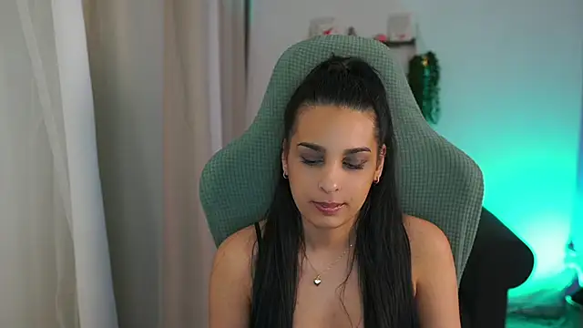 mila  denver online show from 03/22/25, 06:03