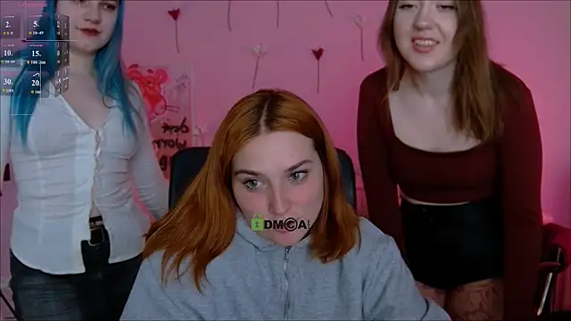 Snapshot of pure_radiance1 chatting on 04/15/26, 09:05 pure radiance1 online show from 04/15/26, 09:05