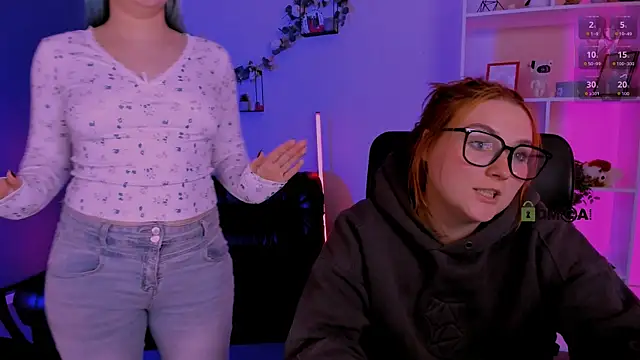 Snapshot of pure_radiance1 chatting on 04/24/26, 09:01 pure radiance1 online show from 04/24/26, 09:01