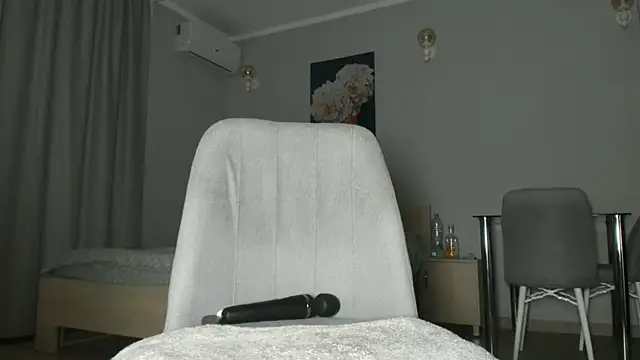 Snapshot of makota_rey chatting on 03/21/25, 07:35 makota rey online show from 03/21/25, 07:35