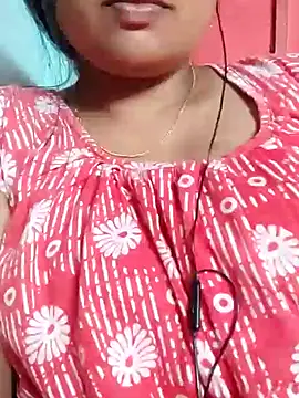 Snapshot of Priya_2222 chatting on 12/02/24, 11:01 Priya 2222 online show from 12/02/24, 11:01