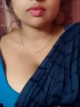 Snapshot of Priya_2222 chatting on 12/03/24, 05:01 Priya 2222 online show from 12/03/24, 05:01