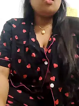 Snapshot of Priya_2222 chatting on 02/10/25, 04:58 Priya 2222 online show from 02/10/25, 04:58