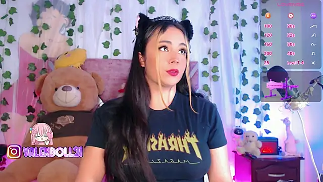 Snapshot of Sex_valentinaa chatting on 06/30/26, 04:30 Sex valentinaa online show from 06/30/26, 04:30