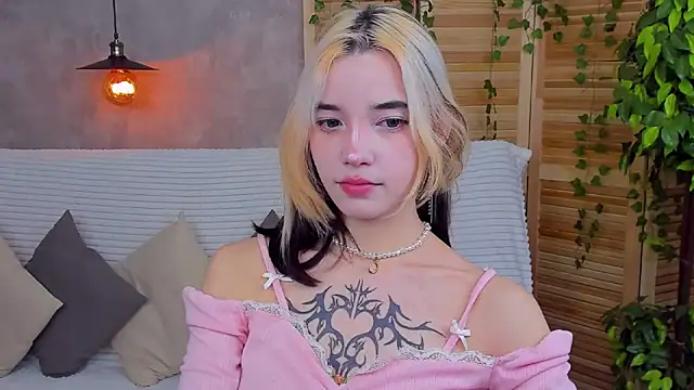 as1an girlfriend online show from 01/22/25, 03:31