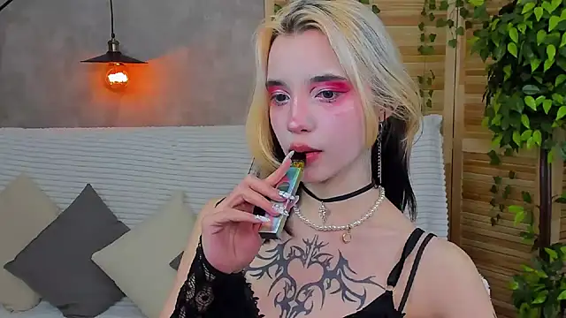 as1an girlfriend online show from 01/31/25, 07:18