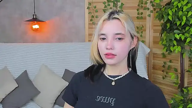 as1an girlfriend online show from 02/02/25, 07:41