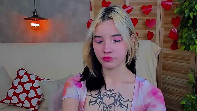 as1an girlfriend online show from 02/12/25, 03:29