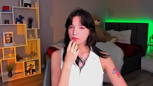 as1an girlfriend online show from 11/19/25, 01:33