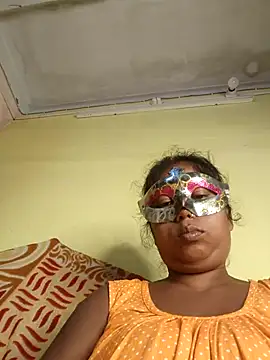 Snapshot of tinabhabhi chatting on 06/19/26, 10:08 tinabhabhi online show from 06/19/26, 10:08