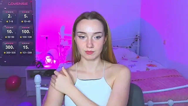 Wild Sophie  online show from 12/13/25, 07:53