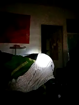 Ozomitro online show from 02/21/25, 01:00