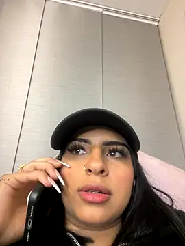 Snapshot of Hilary_pinkk chatting on 12/05/25, 03:15 Hilary pinkk online show from 12/05/25, 03:15