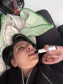 Hilary pinkk online show from 02/01/26, 10:08