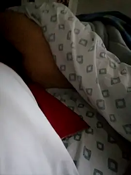 Snapshot of Lighto1 chatting on 10/05/25, 11:52 Lighto1 online show from 10/05/25, 11:52