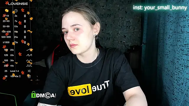 Your small bunny online show from 12/02/25, 02:06