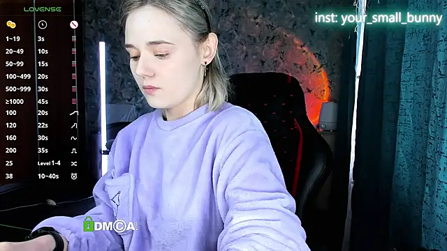 Your small bunny online show from 05/19/26, 02:07