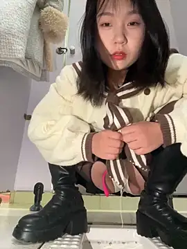 Xixi-Gala online show from 12/25/24, 05:05