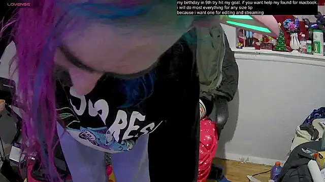 tallnerdyguy online show from 02/12/25, 02:24