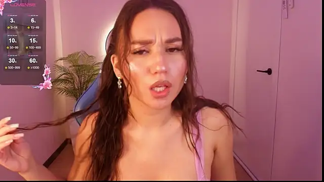 Snapshot of margeriTirell chatting on 09/09/25, 03:06 margeriTirell online show from 09/09/25, 03:06