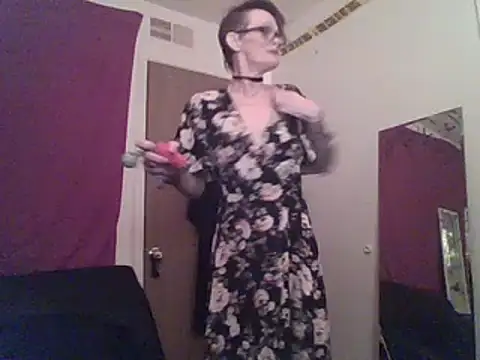 ivylee31 online show from 12/04/24, 01:58