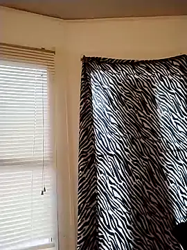 ivylee31 online show from 02/07/25, 10:20