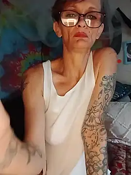 ivylee31 online show from 06/23/26, 06:39