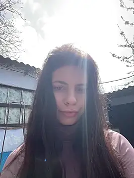 Snapshot of CurlyLara chatting on 04/14/26, 11:49 CurlyLara online show from 04/14/26, 11:49