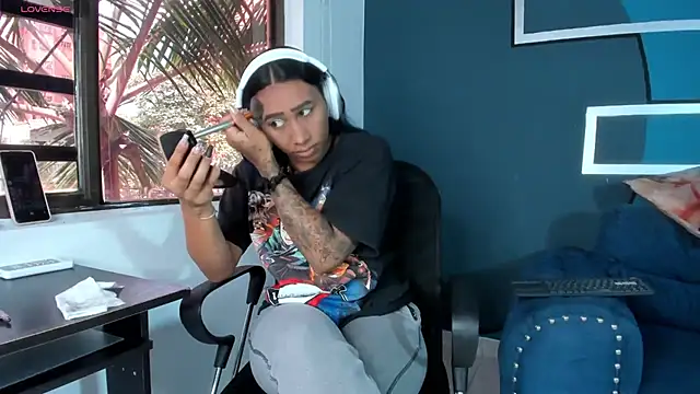 Brunettesexy0 online show from 01/28/25, 06:28