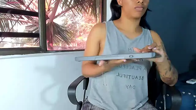 Brunettesexy0 online show from 02/19/25, 07:16