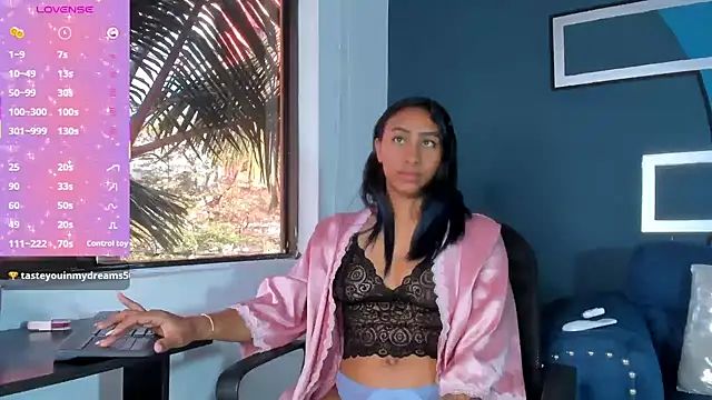 Brunettesexy0 online show from 03/19/25, 08:32