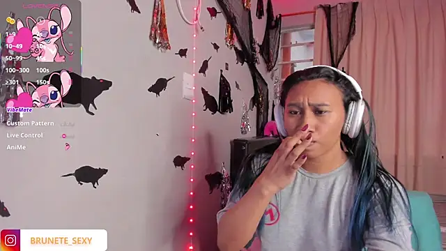 Brunettesexy0 online show from 10/29/25, 03:36