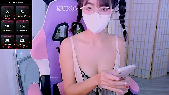 desiregirl69 online show from 02/10/25, 03:42