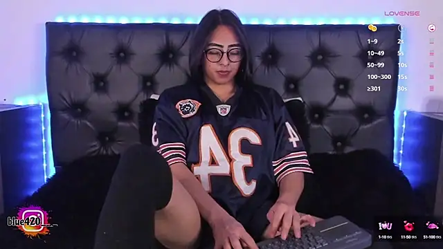 Snapshot of Skyler__blue4 chatting on 03/04/25, 10:16 Skyler  blue4 online show from 03/04/25, 10:16