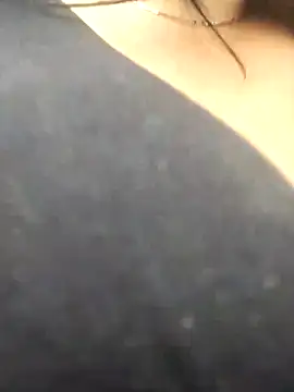 sara pineros online show from 12/11/24, 10:06